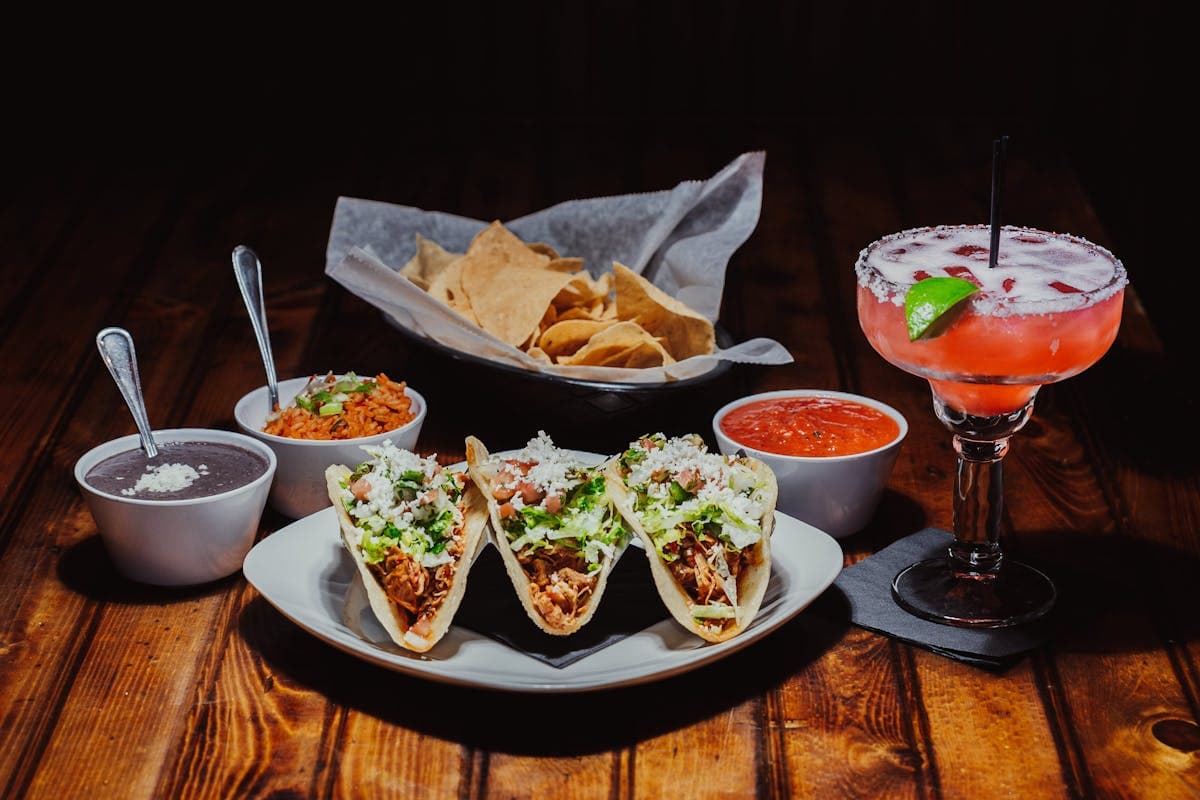Tacos and margarita